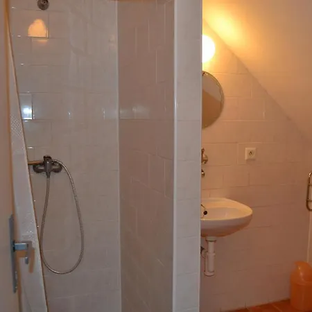 Gasthuis U Julka 3*